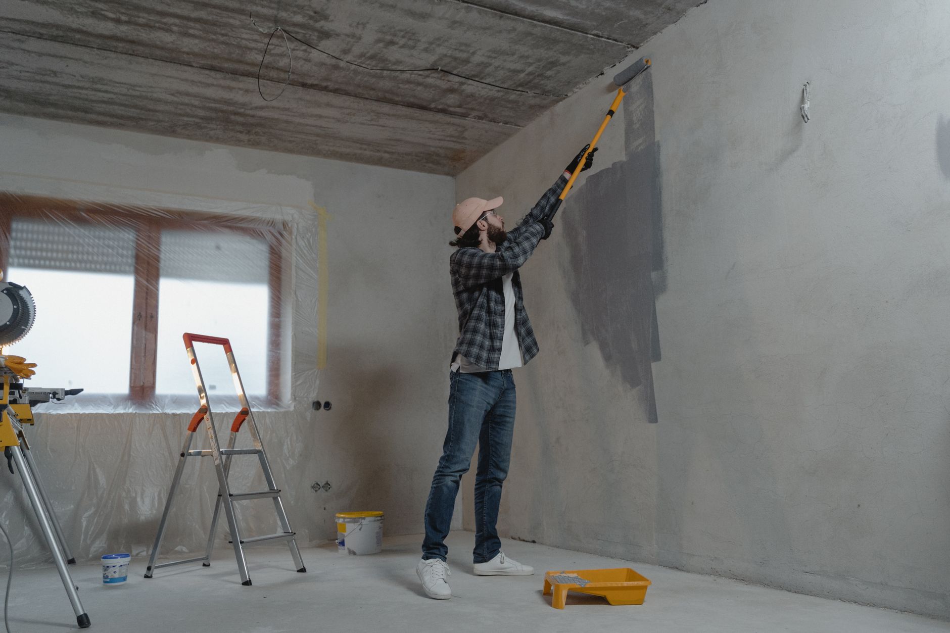 Peintre en bâtiment équipe à Montauban
